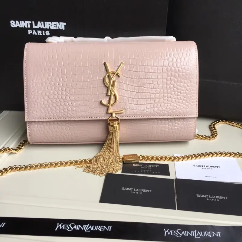 Featuring tassel style [top layer crocodile patterned cowhide] ⚜ SAINT LAURENT