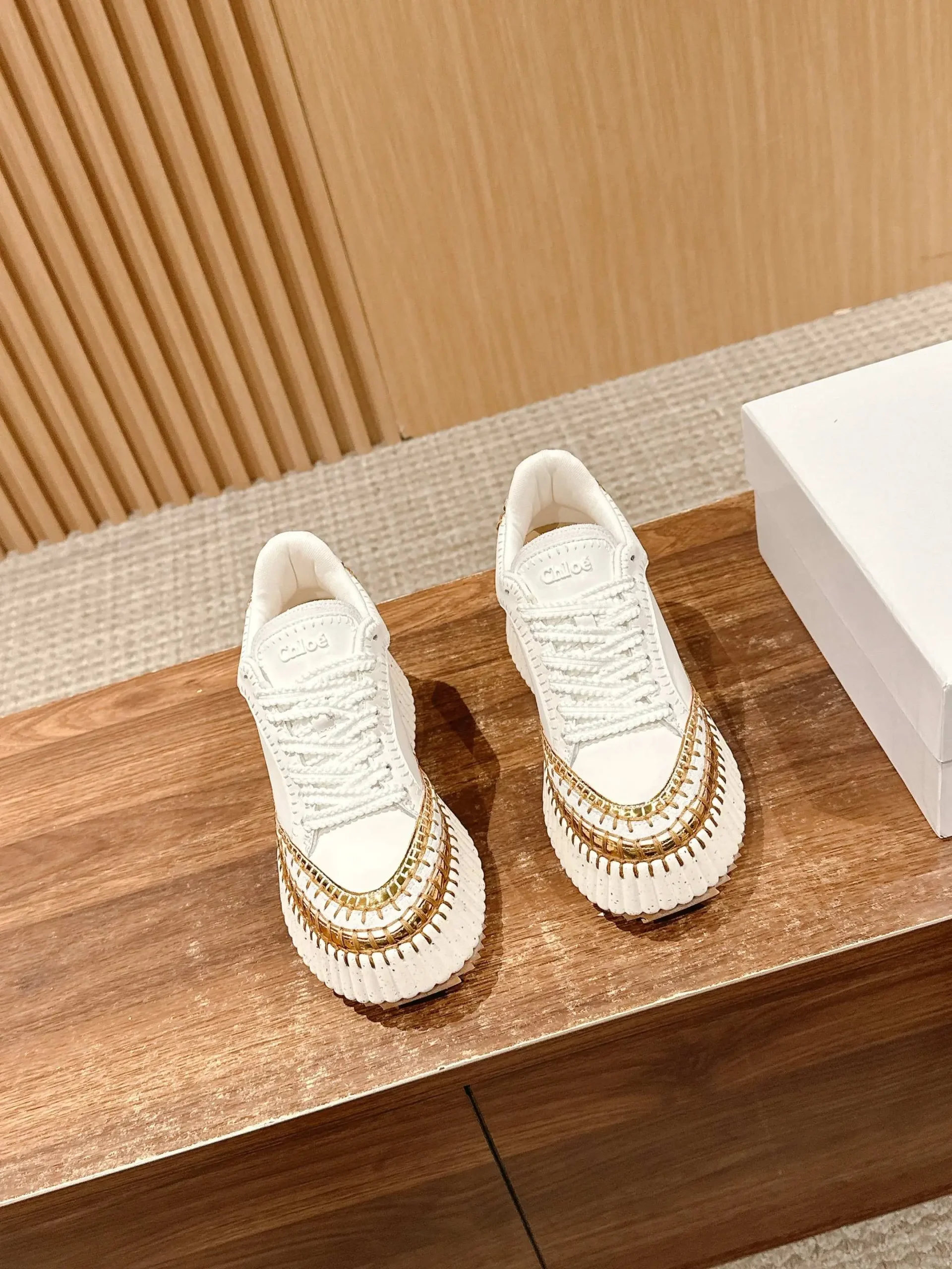 Produced by large factories
——————————————
Kouyi's latest wool
