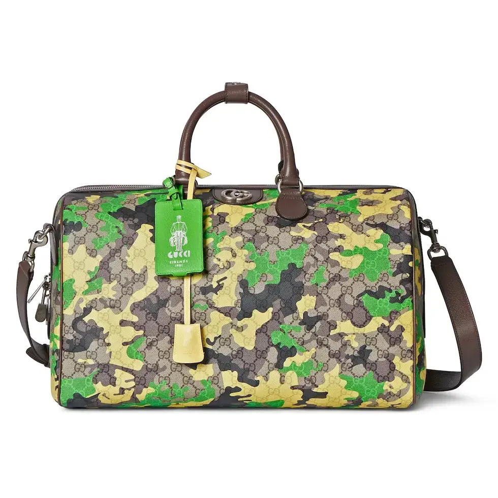 Gucci， Original leather, model number 834460, green color, size: 44x wide
