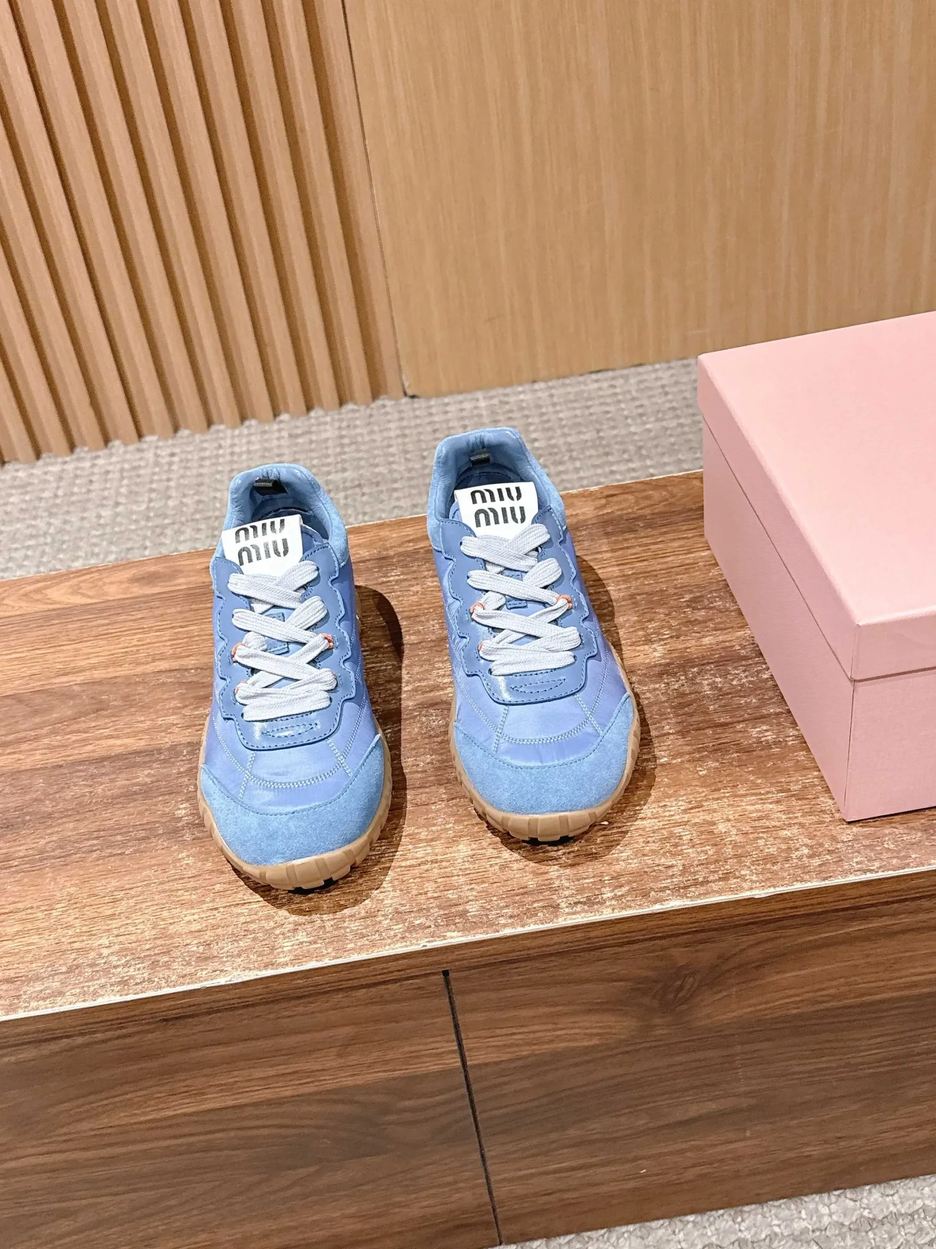 Purchasing grade 300 Miu Miu # Miu Fashion Strap Spring/Summer New Collection Forrest Gump
