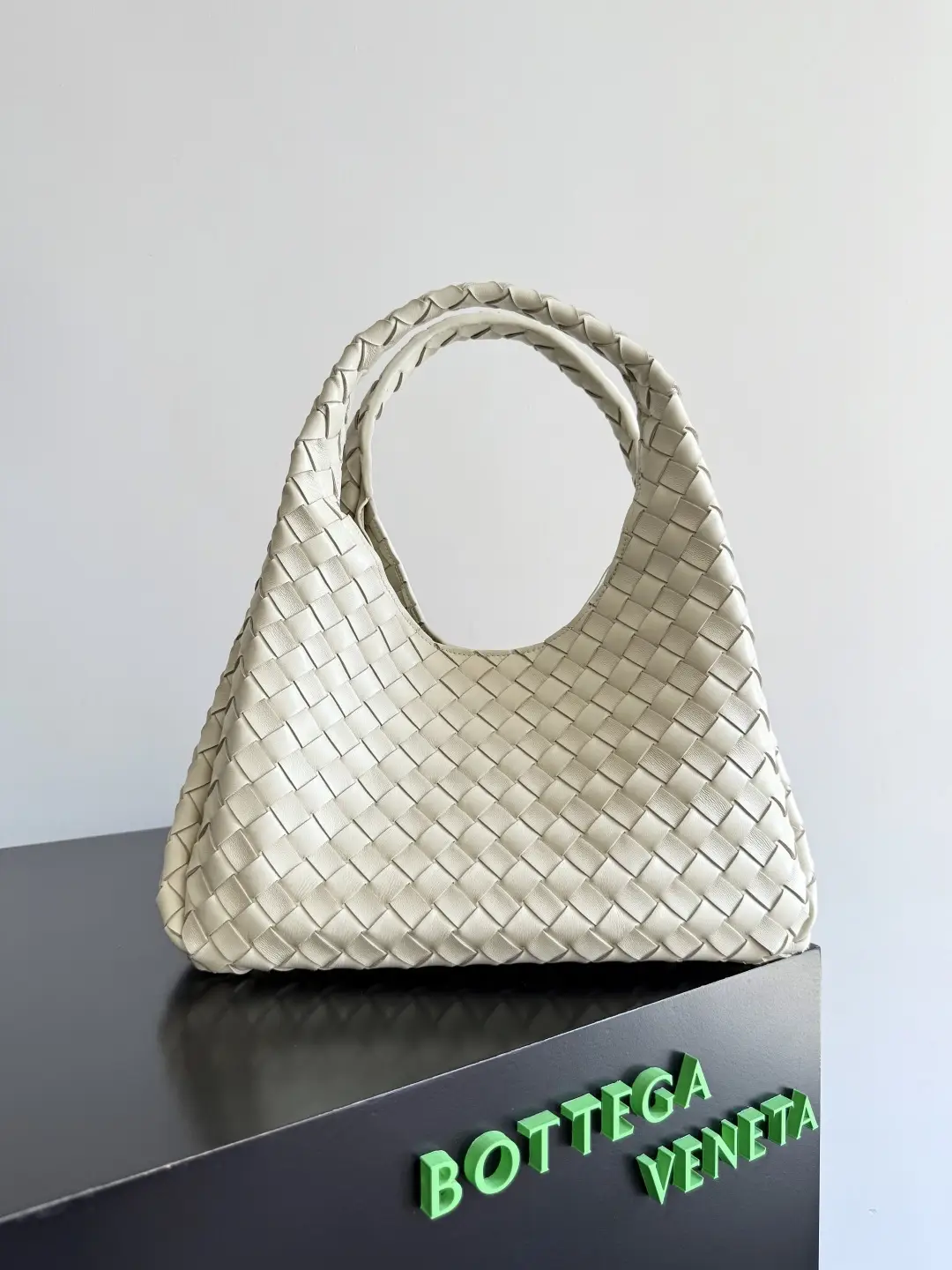 New products are coming! BOTTEGA VENETA 2025 New Product Ca