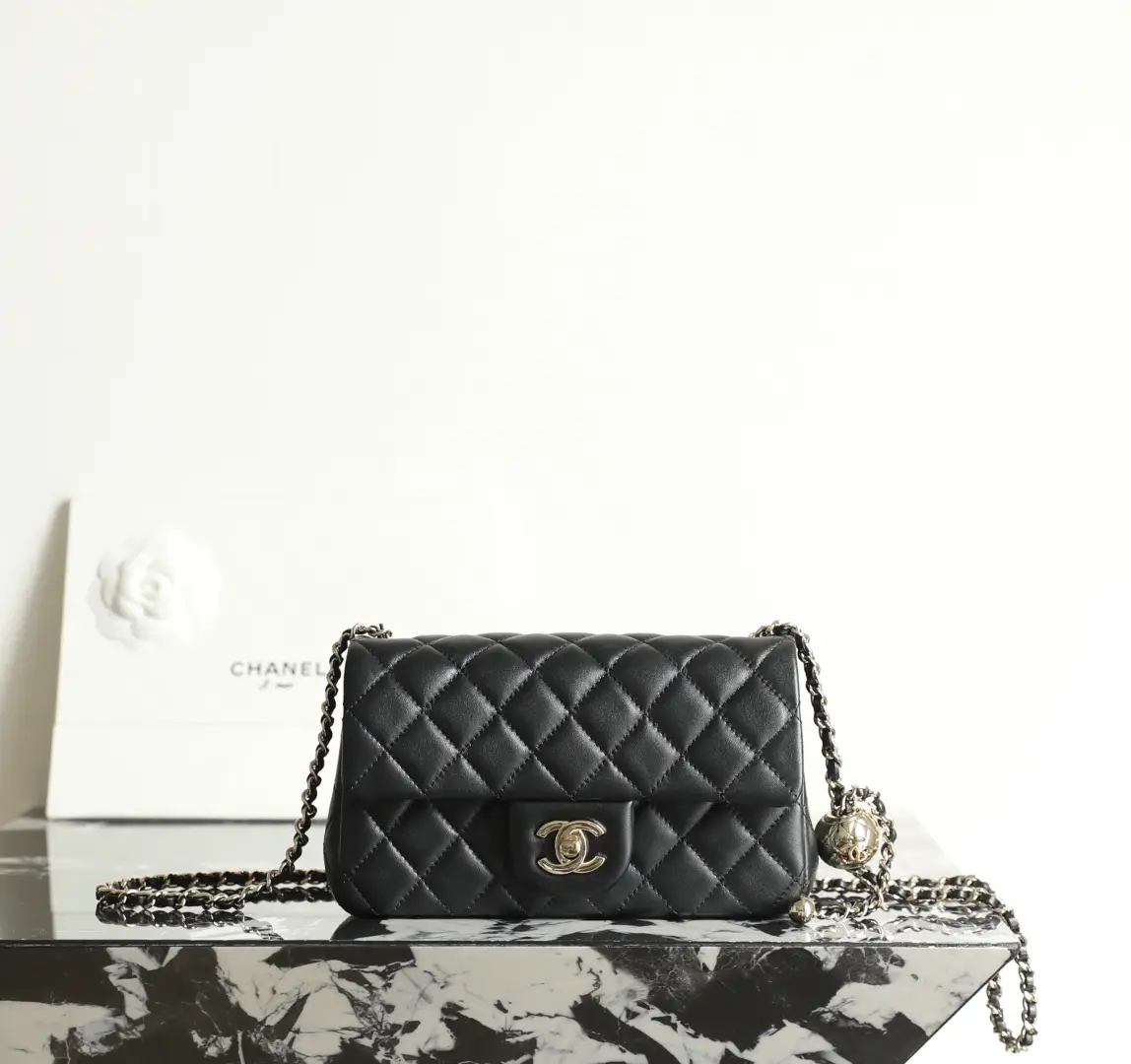 Light Gold Golden Ball Bag
Size: * * (original leather)