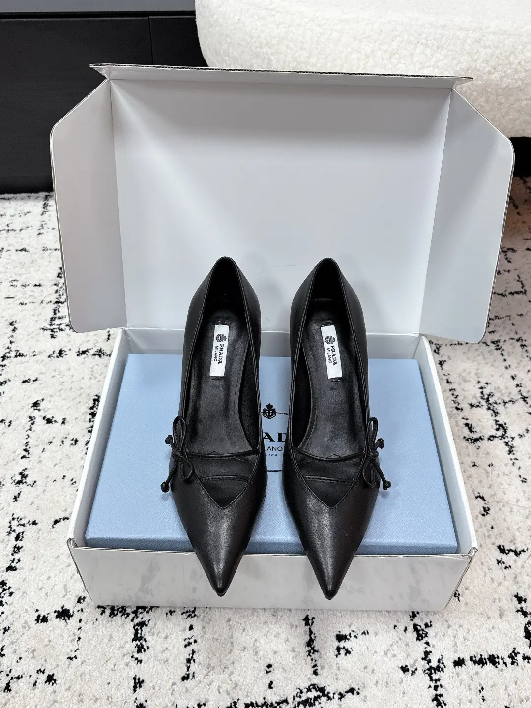 340 # Purchasing Grade
Prada 26 Latest Fashion Show Tips