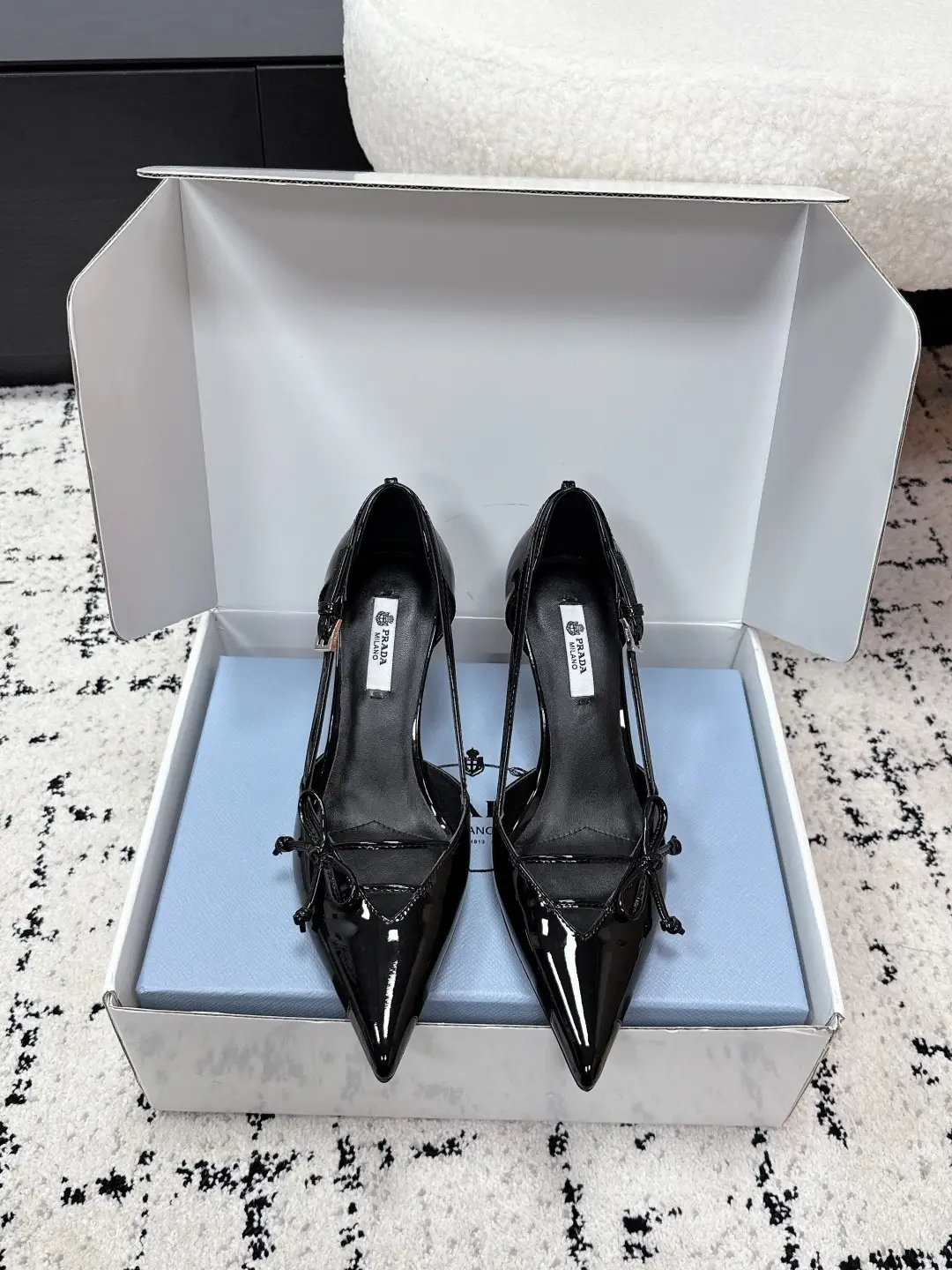 330 # Purchasing grade
Prada 26 Latest Fashion Show Tips
