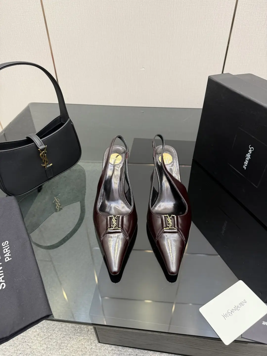 two hundred and ninety
SAIN * LAURENT2026 New Spring/Summer Collection High Heel Sandals