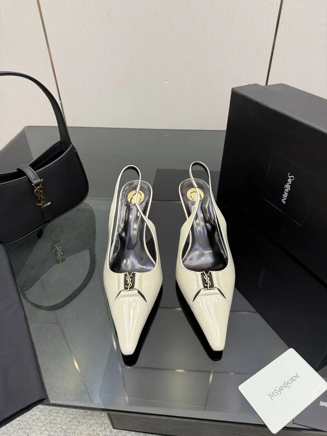 two hundred and ninety
SAIN * LAURENT2026 New Spring/Summer Collection High Heel Sandals