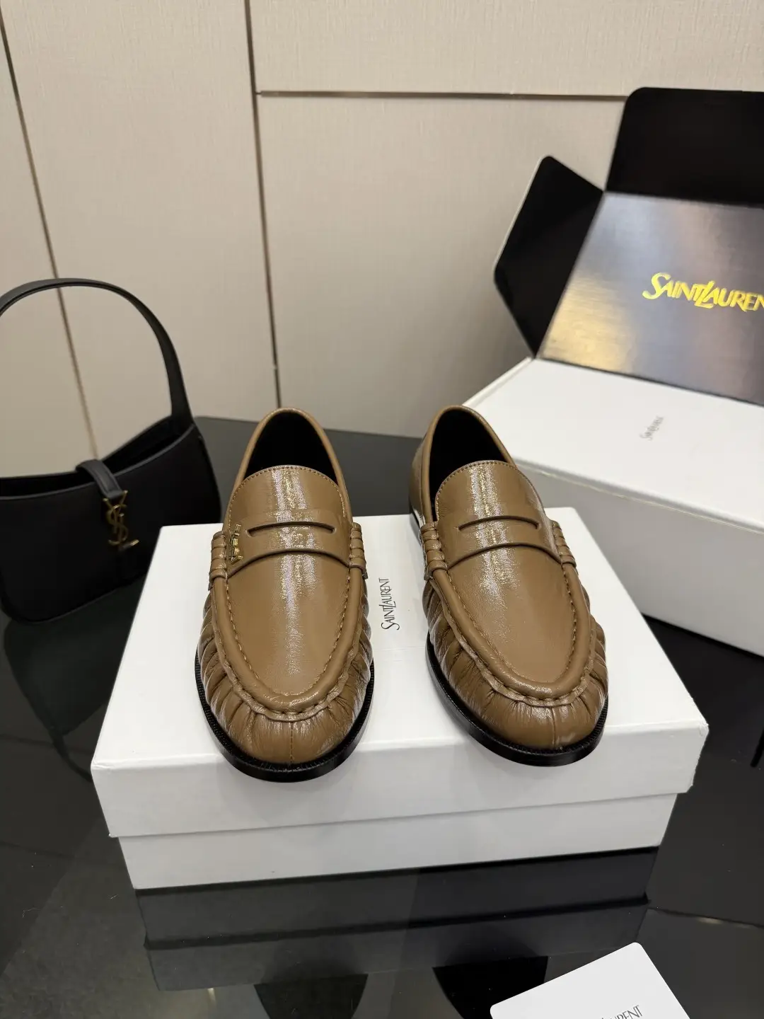 New Color Fabric Female Size Male Size
Saint Lauren*YSL
