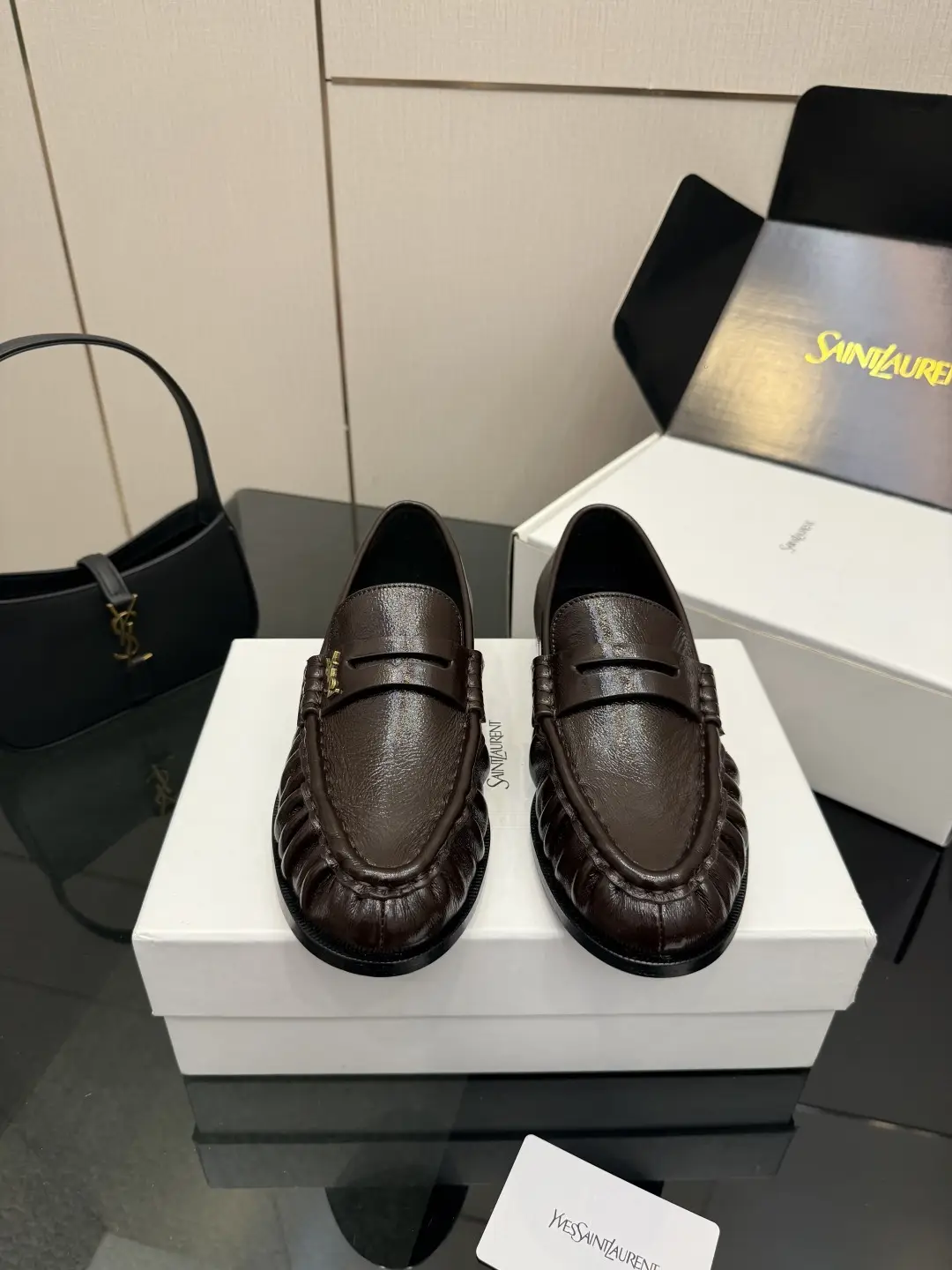 New Color Fabric Female Size Male Size
Saint Lauren*YSL