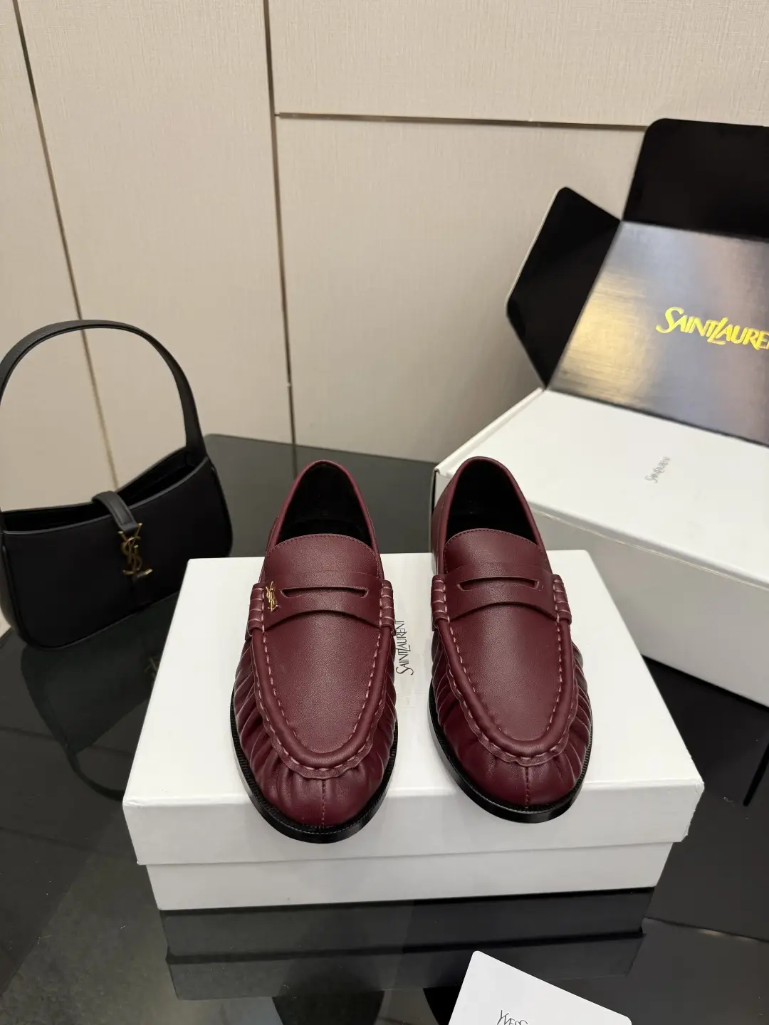 New Color Fabric Female Size Male Size
Saint Lauren*YSL