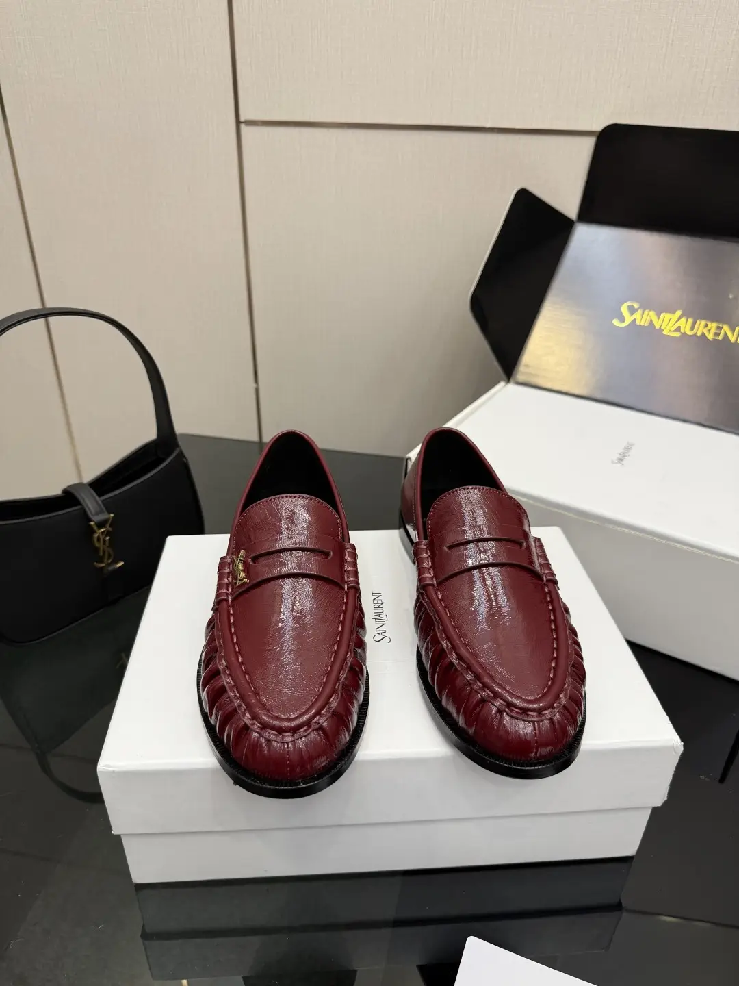 New Color Fabric Female Size Male Size
Saint Lauren*YSL