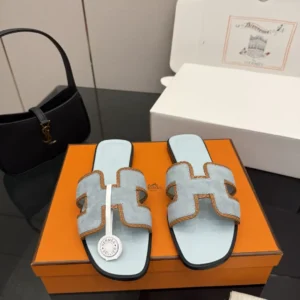 (Comes with a complete set of airplane boxes)
Dongguan made purchasing grade Hermes 202