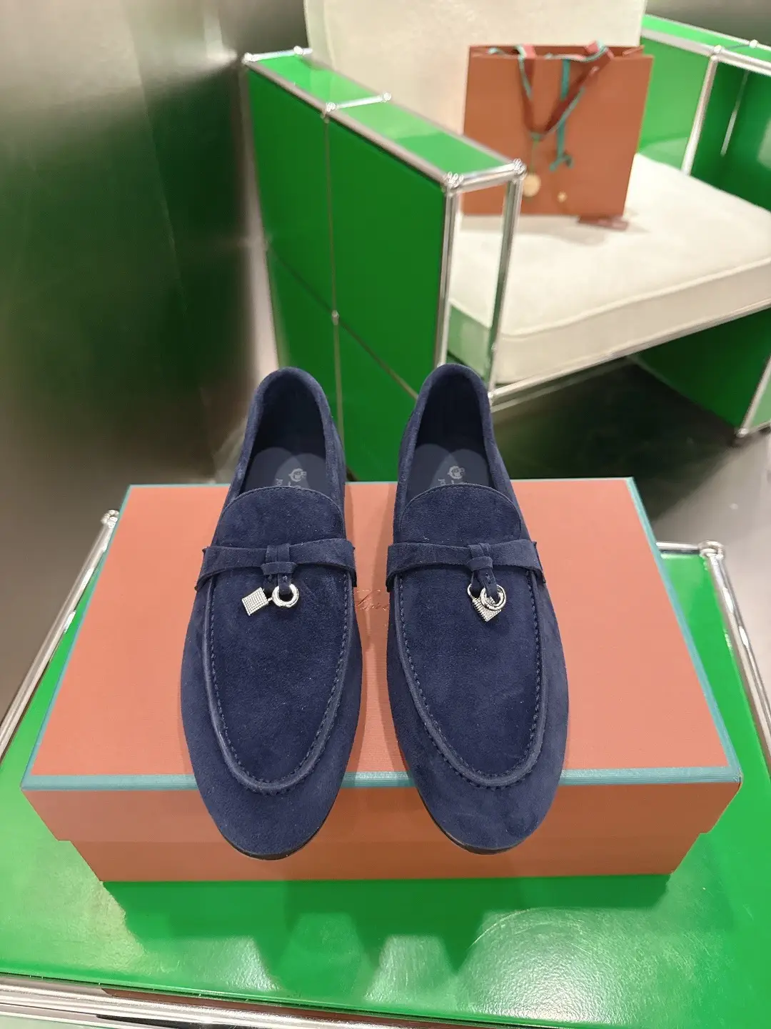 320 men's size+20
Loro PianaLP ∥ 2