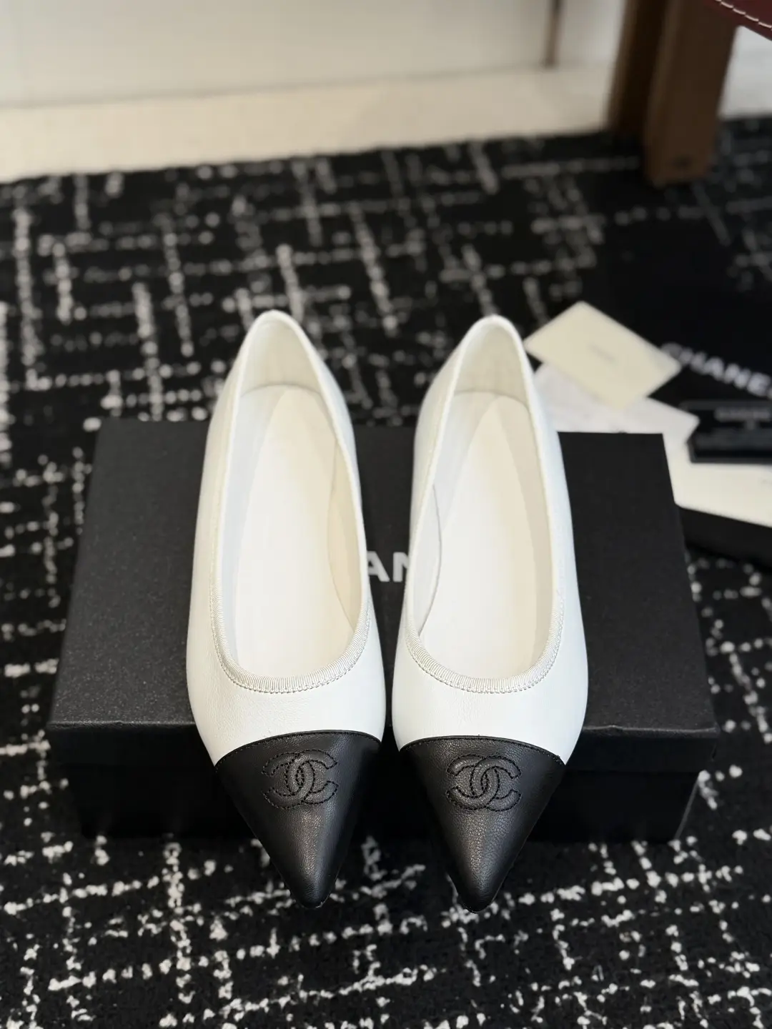 Purchasing grade 290
CHANEL Xiaoxiang 26ss Spring/Summer Logo Dot