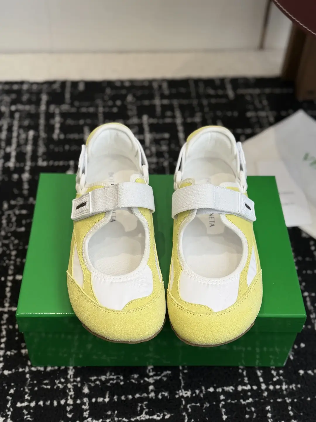 Purchasing grade 290
Bottega Veneta BV Bottega Veneta 2