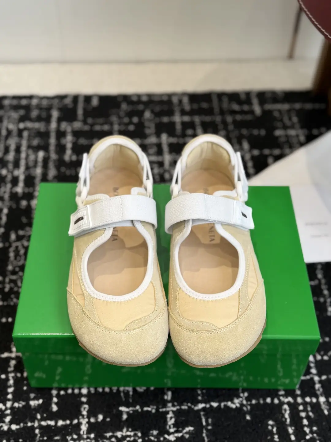 Purchasing grade 290
Bottega Veneta BV Bottega Veneta 2