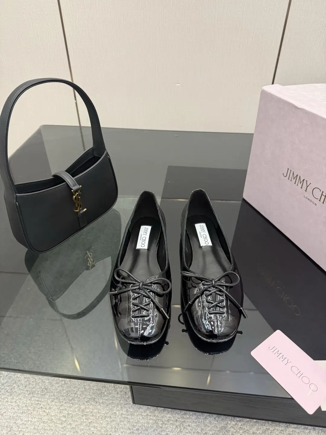 two hundred and ninety
Jimmy Choo26WF Early Spring New Product Single Shoe
Dynamic Butterfly
