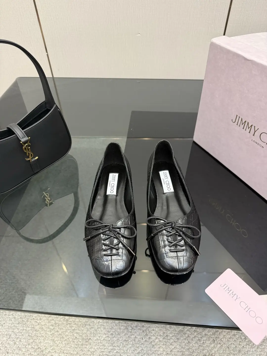 two hundred and ninety
Jimmy Choo26WF Early Spring New Product Single Shoe
Dynamic Butterfly
