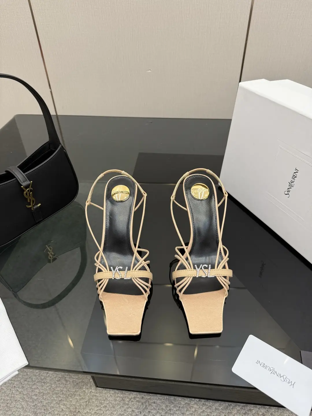 two hundred and eighty
SAIN * LAURENT2025 brand new high-heeled sandals! square