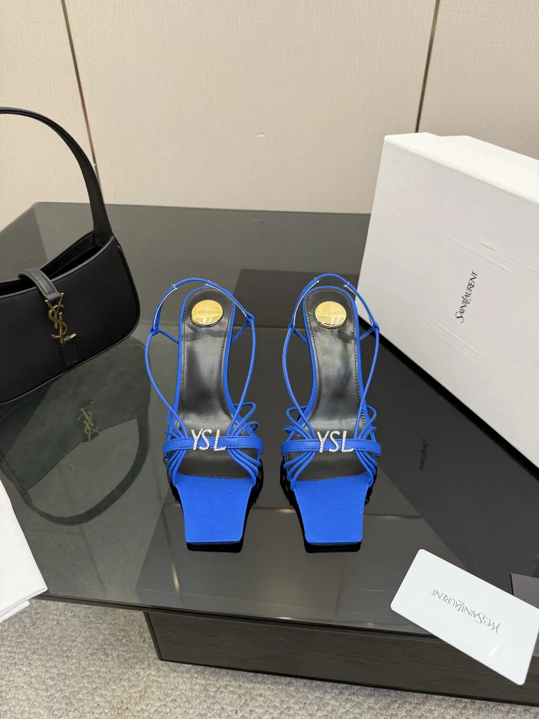 two hundred and eighty
SAIN * LAURENT2025 brand new high-heeled sandals! square