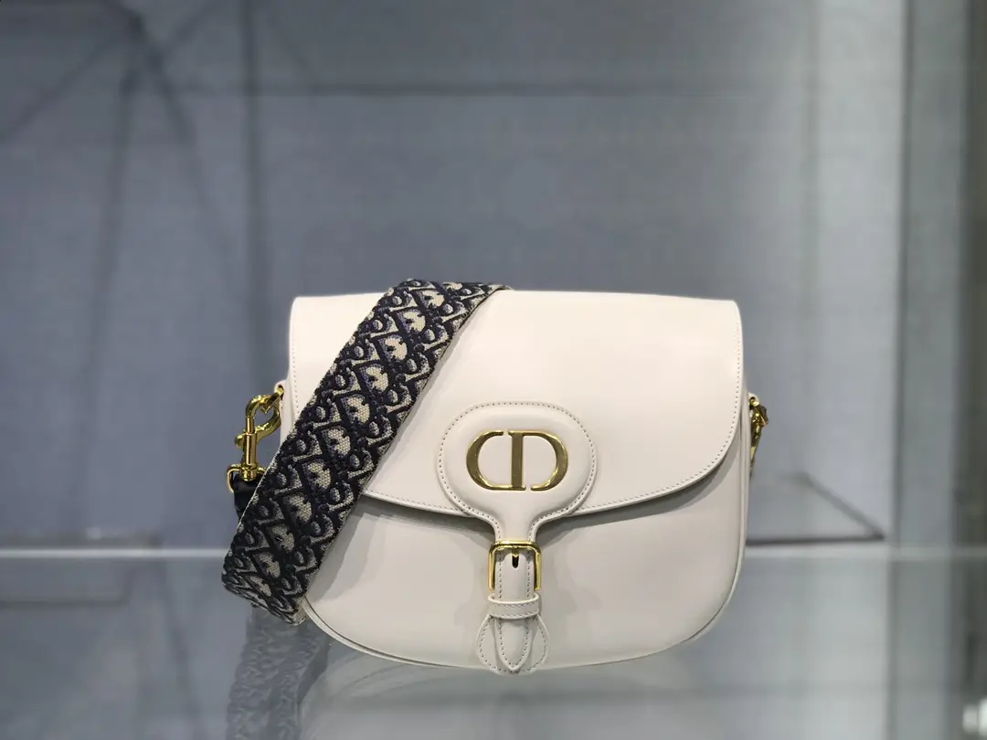 ❤❤ Dior bobby 2020 new shipment large size Elegant wheels that showcase elegance