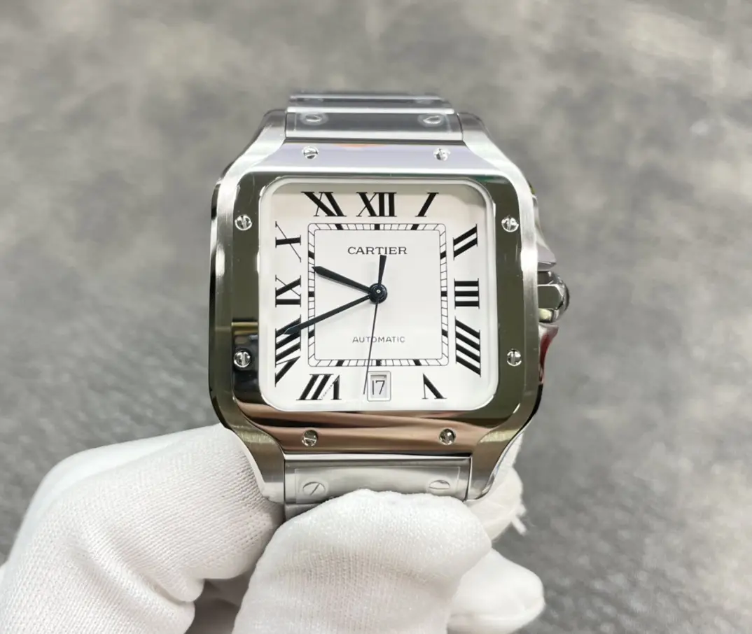The latest upgraded version of the strongest Cartier Santos produced by BV! The strap truly achieves the ability to be worn