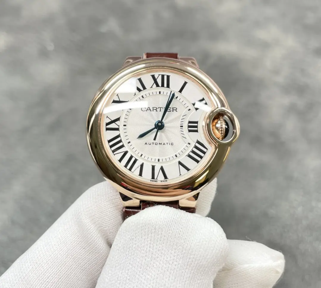 Cartier Blue Balloon Series, Rose Gold Edition! 33mm diameter, equipped with imported Seiko movement