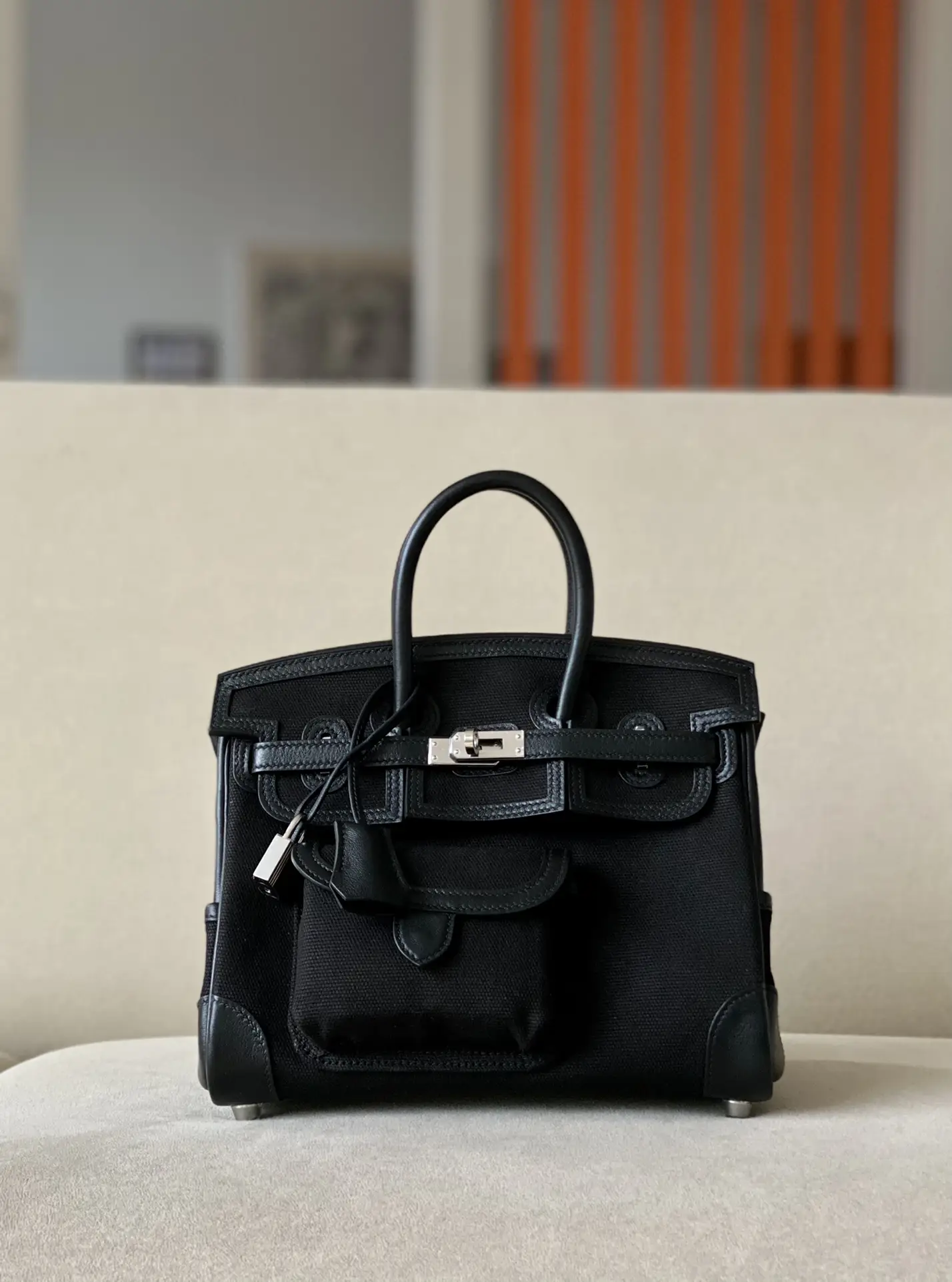 Birkin 25Cargo cloth bag
Material: Canvas Splicing Swift