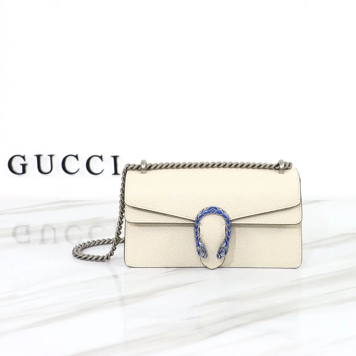 Gucci， Original leather, model number 499623, white size