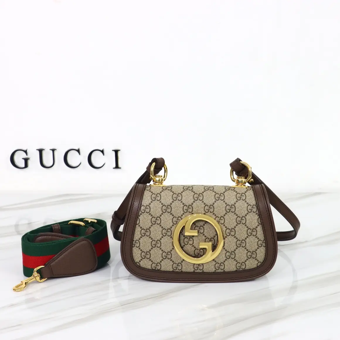 Gucci， Original leather, model number 698643 Apricot Brown