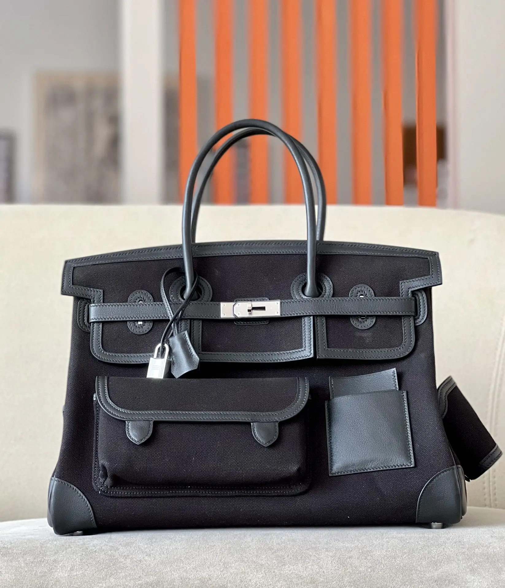 Birkin 35 Cargo cloth bag
Size: 35 x 25 x