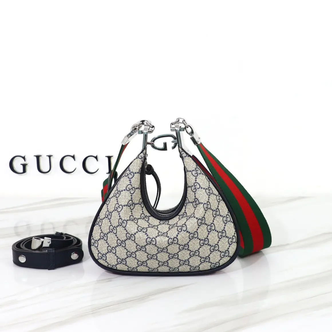 Gucci， Original leather, model number 699409, blue glue
