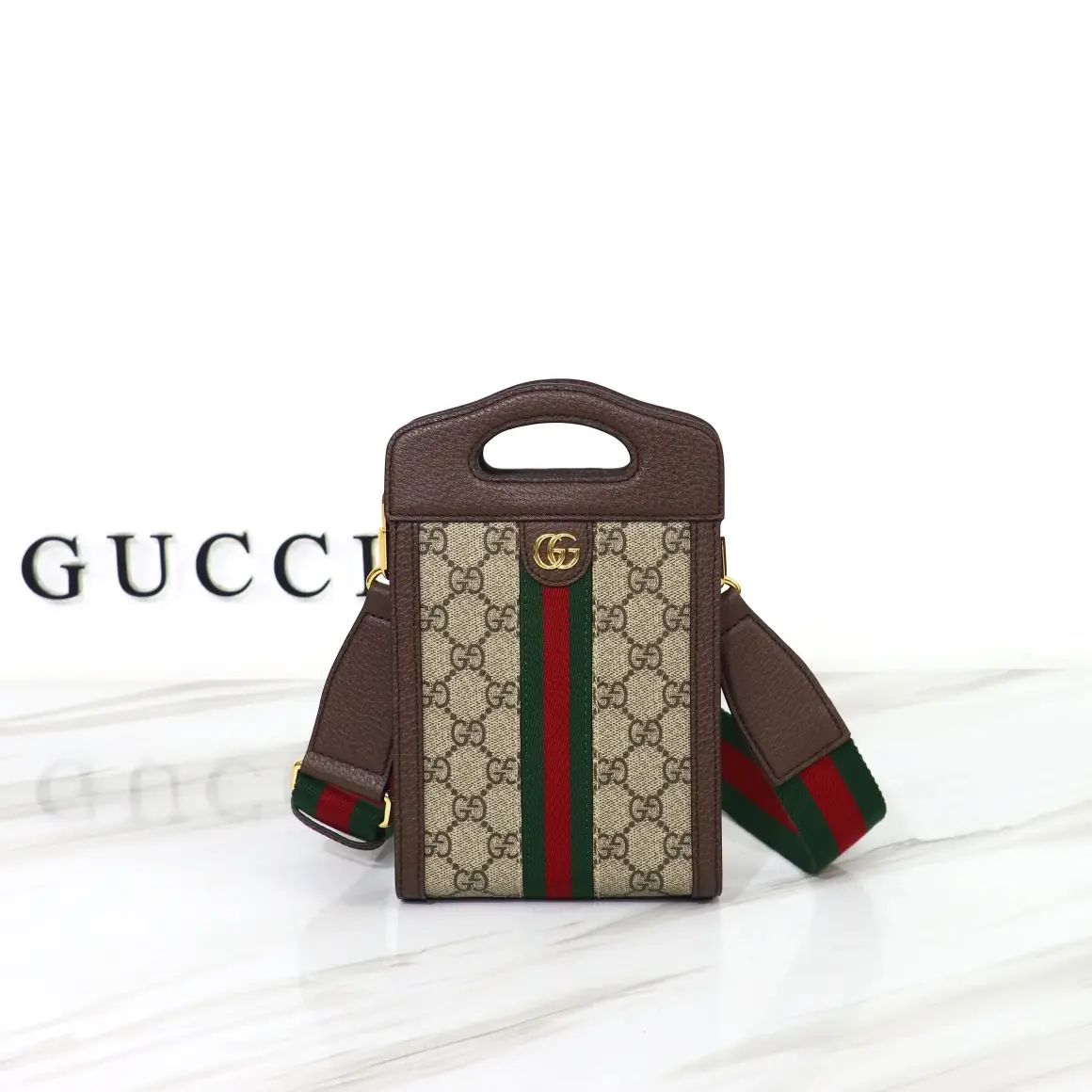 Gucci， Original leather, style number 699770 Brown Brown