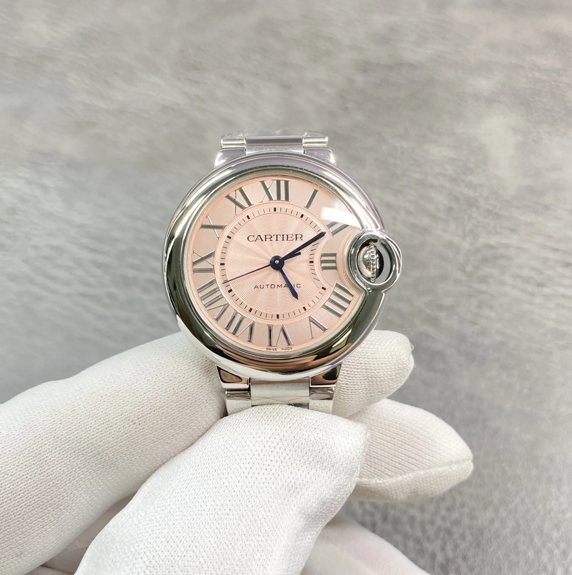 Cartier Blue Balloon Series, 33mm diameter! Pink ink debut, equipped with customized Swiss