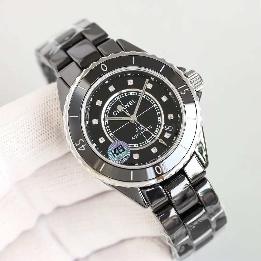 LZFactory presents the 20th anniversary of the new J12 watch's "chip replacement" as a gift
L