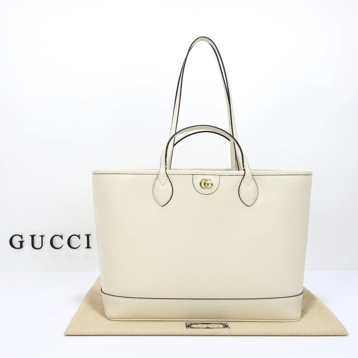 Gucci， Original leather, model number 739730 white leather
