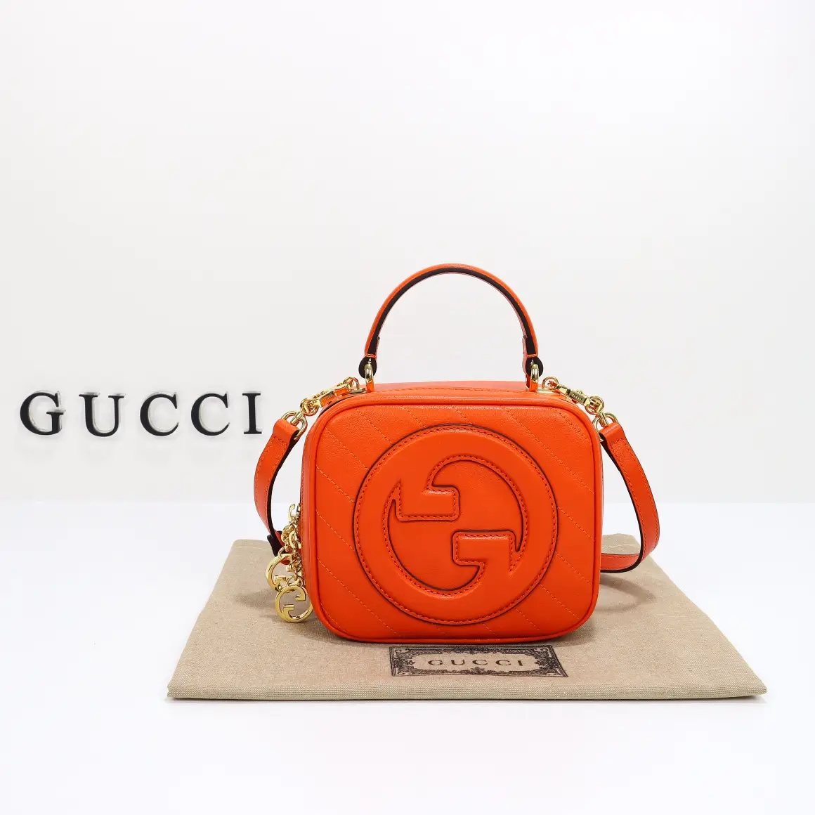 Gucci， Original leather, style 744434 Orange peel size: width 17x