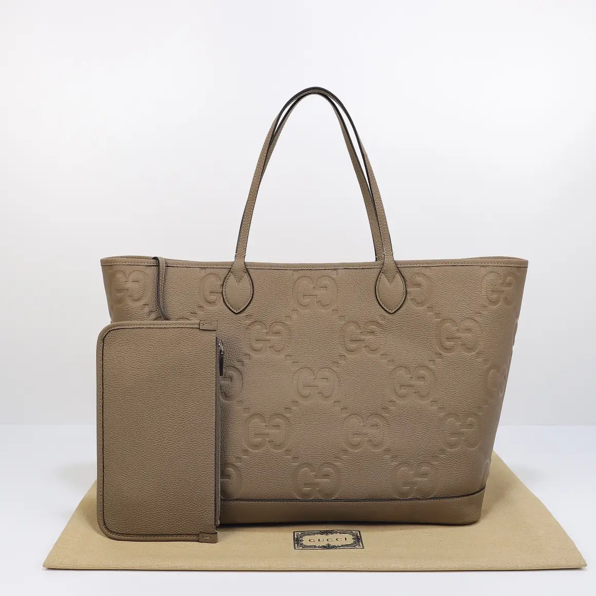 Gucci， Original leather, model number 726755 gray brown