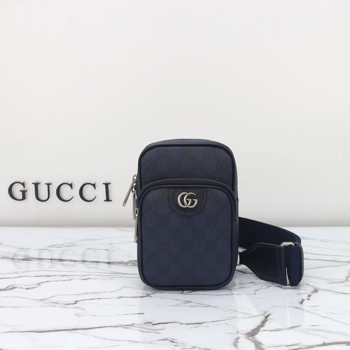 Gucci， Original leather, model number 752565, deep blue adhesive size: width 12