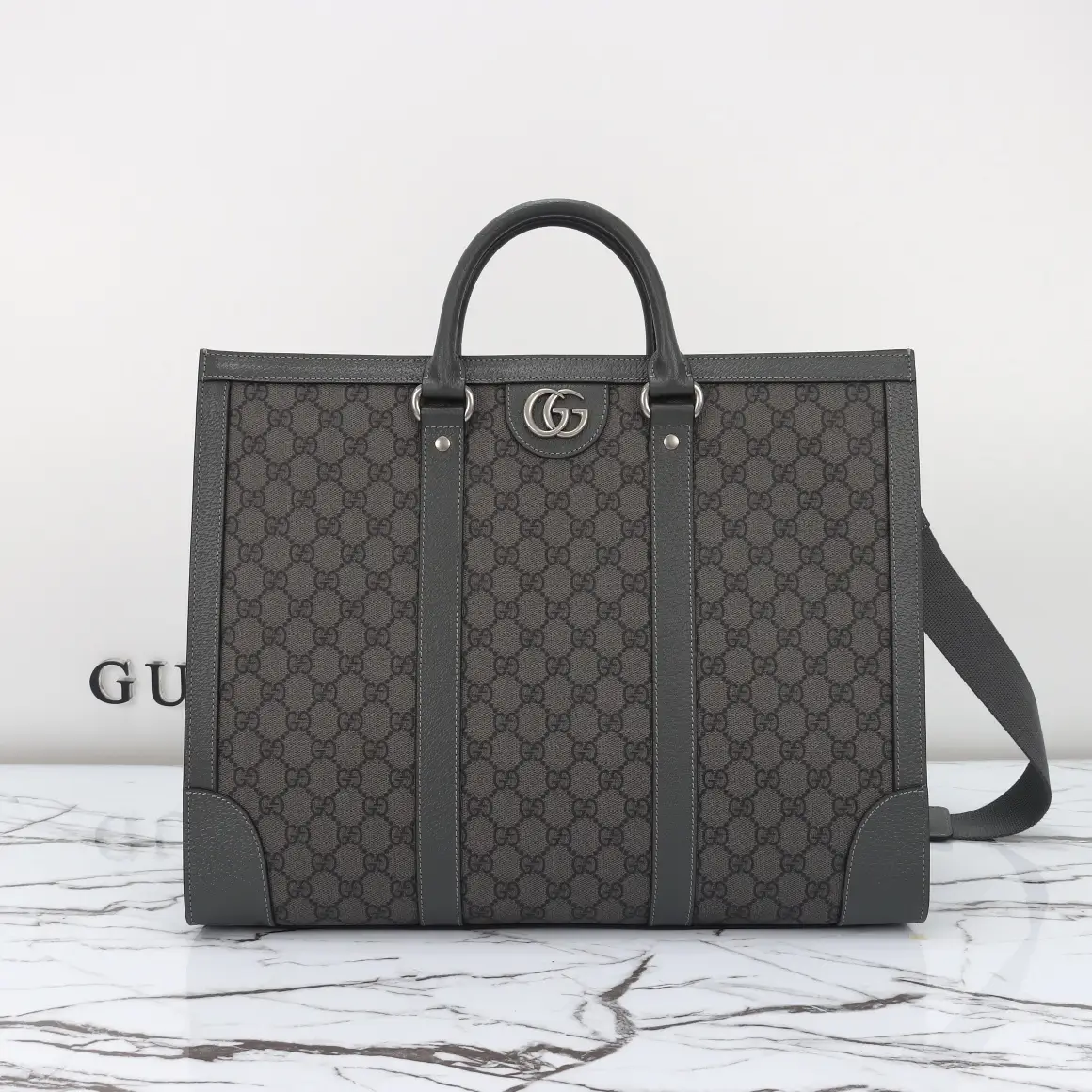 Gucci， Original leather, style 724665 gray adhesive size: width 43x