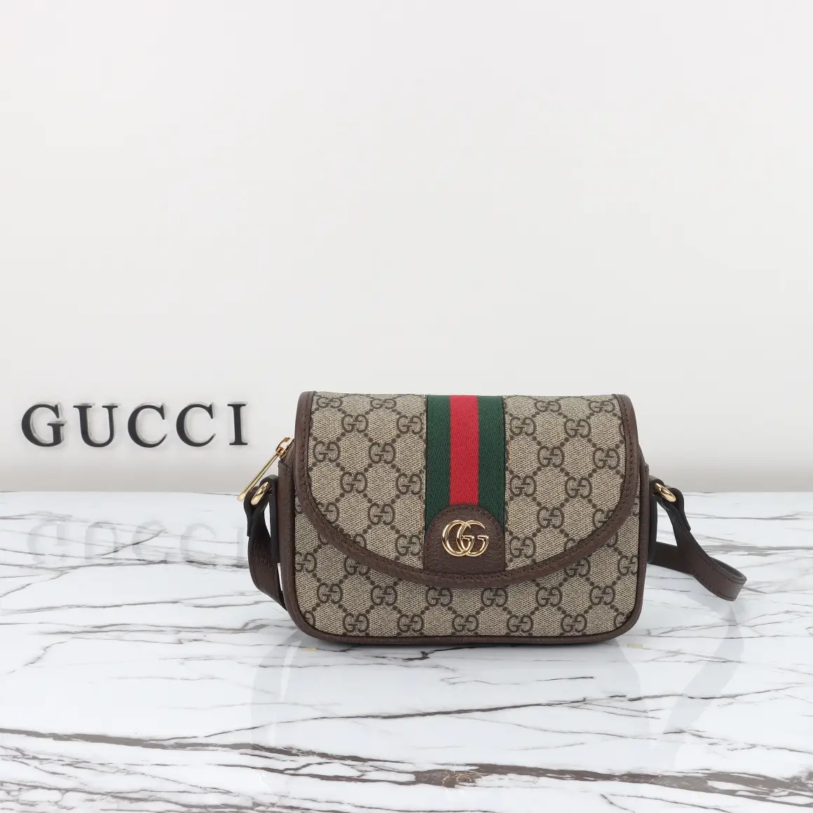 Gucci， Original leather, style 772239 Apricot Brown Size: Width 19x