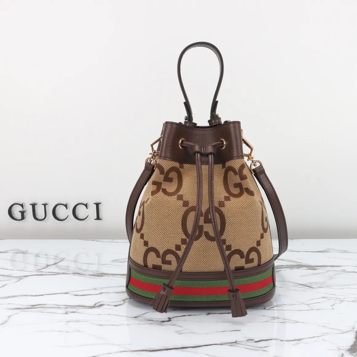 Gucci， Original leather, style 550621 apricot cloth