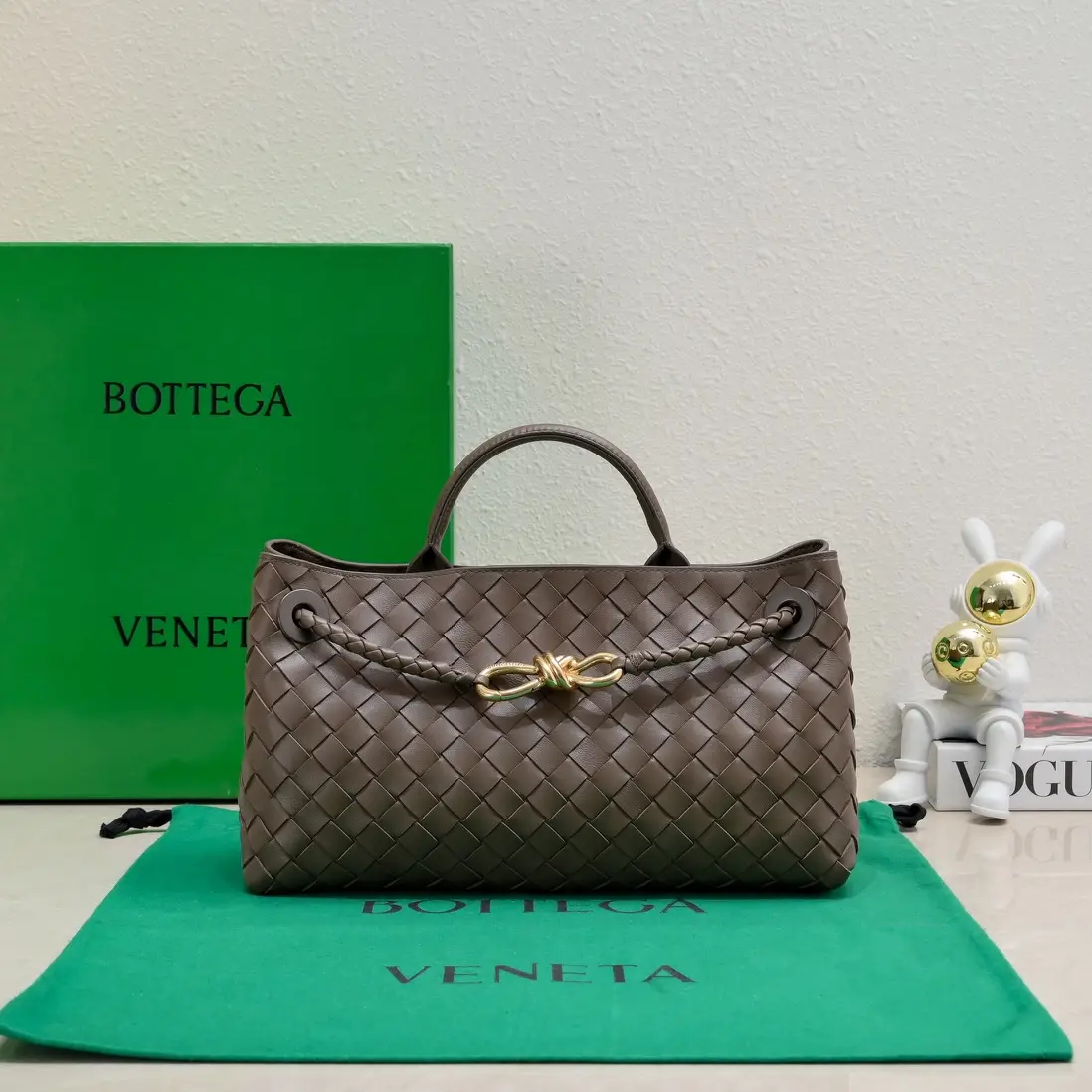 #Bottega Veneta's new horizontal Andiamo handbag