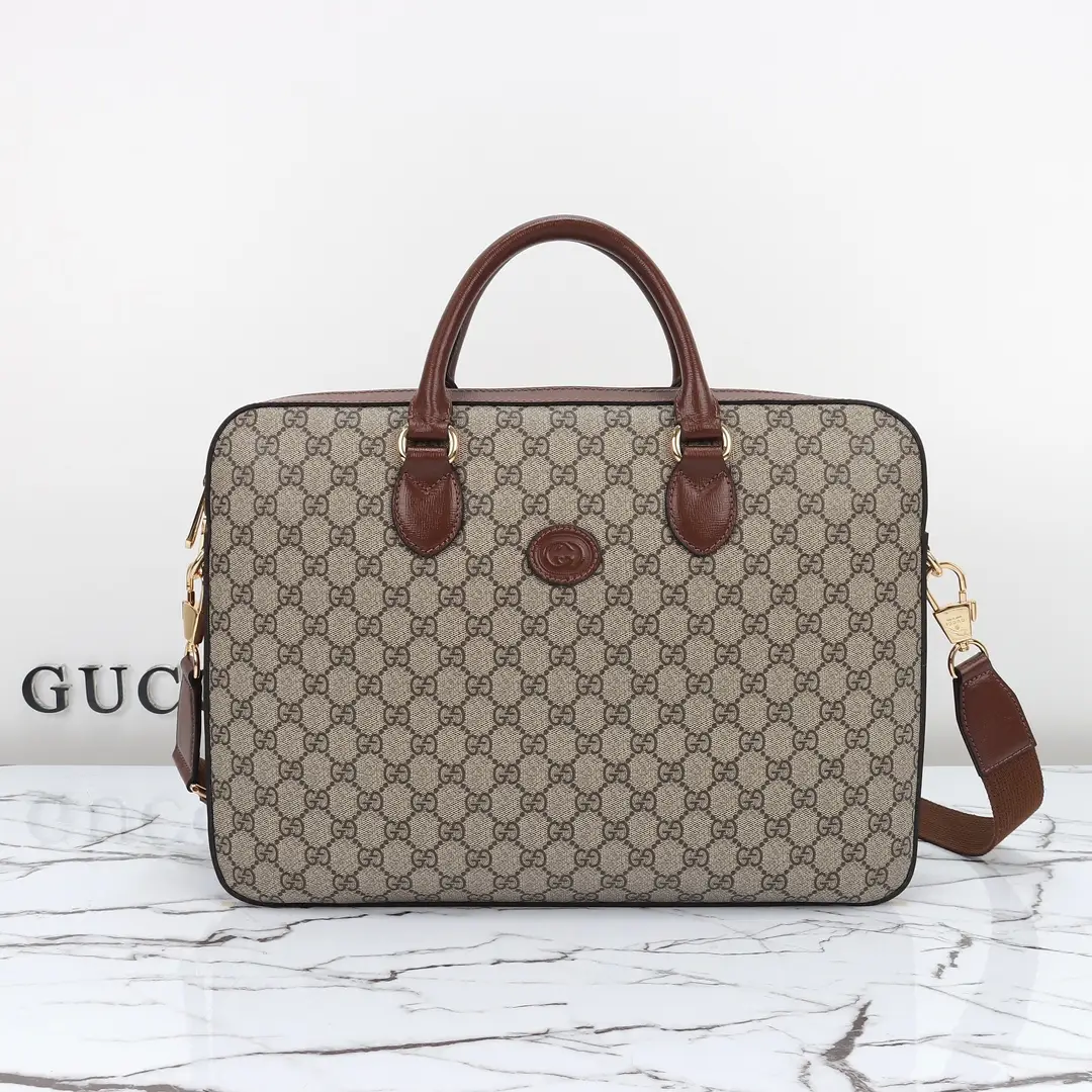 Gucci， Original leather, model number 674140 Apricot brown Size: Width 40