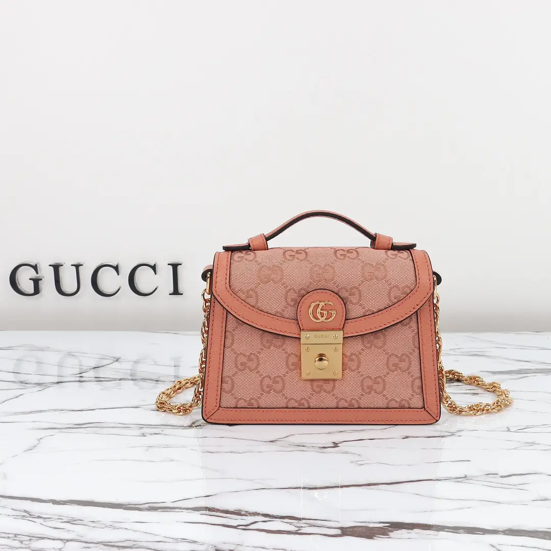 Gucci， Original leather, style 696180 powder cloth