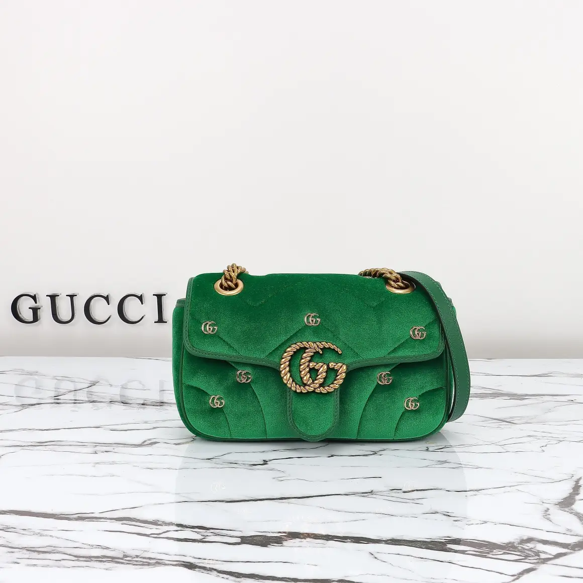 Gucci， Original leather, model number 446744 green velvet