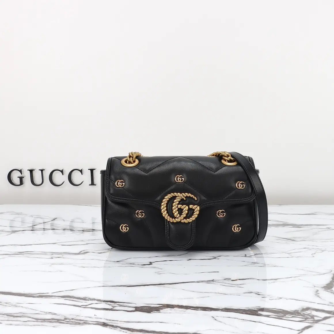 Gucci， Original leather, model number 446744 grams of leather