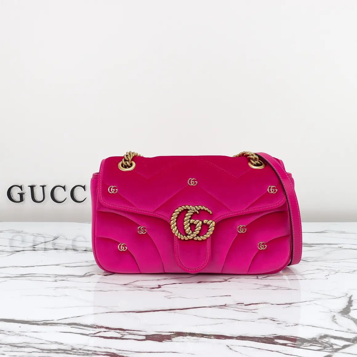Gucci， Original leather, model number 443497 deep powder