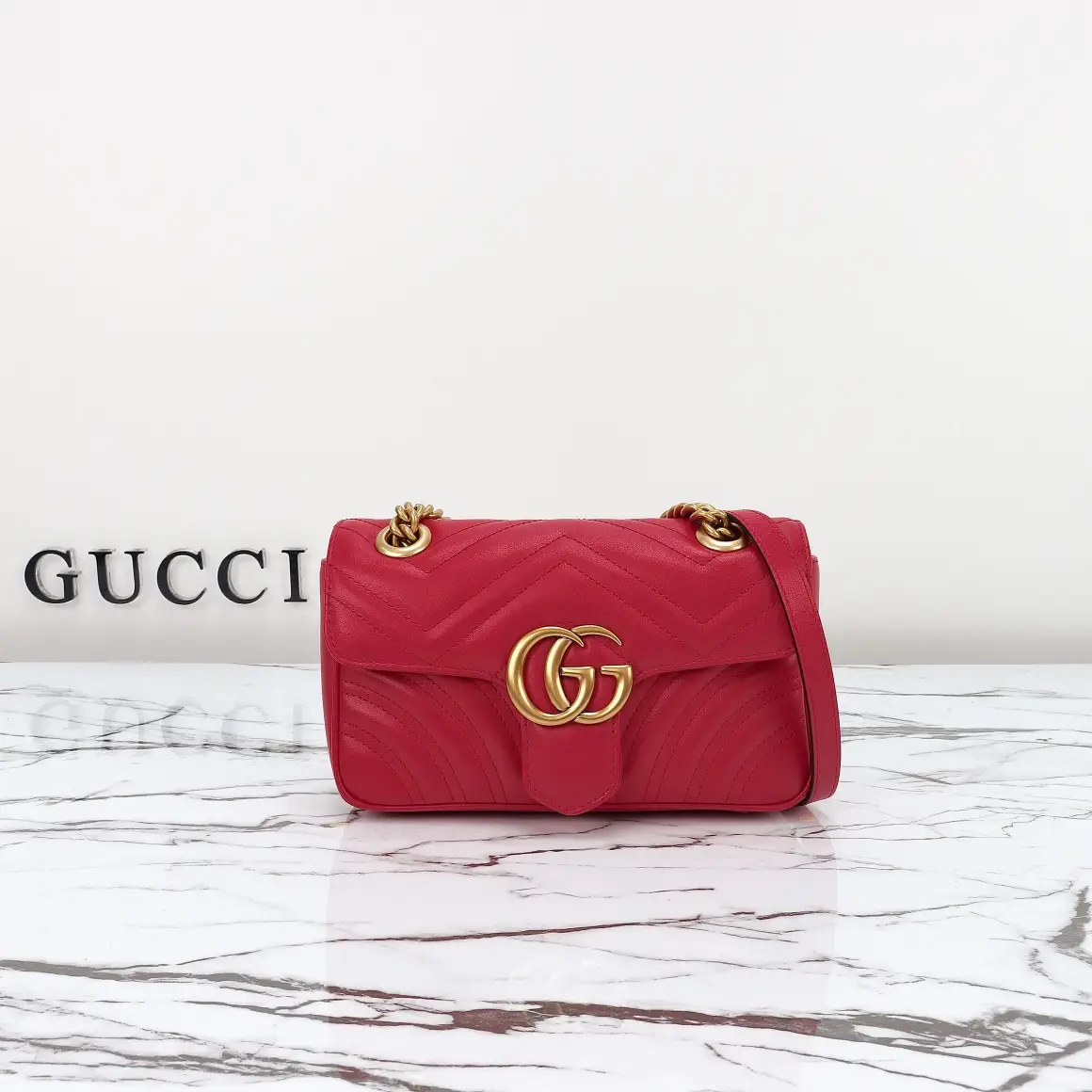 Gucci， Original leather, model number 446744, new red
