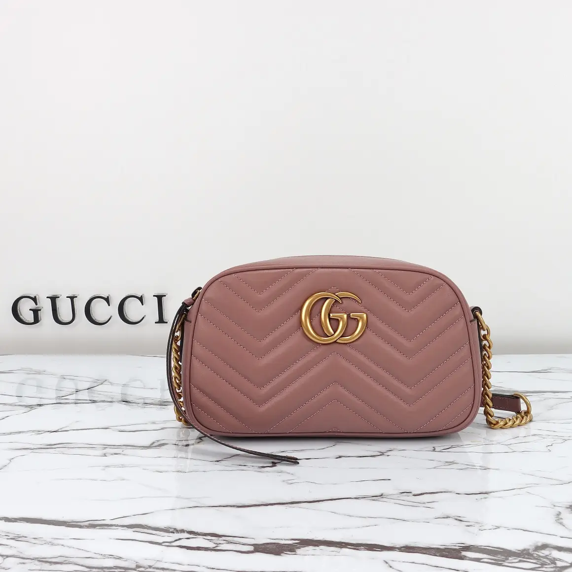 Gucci， Original leather, model number 447632, bare powder size