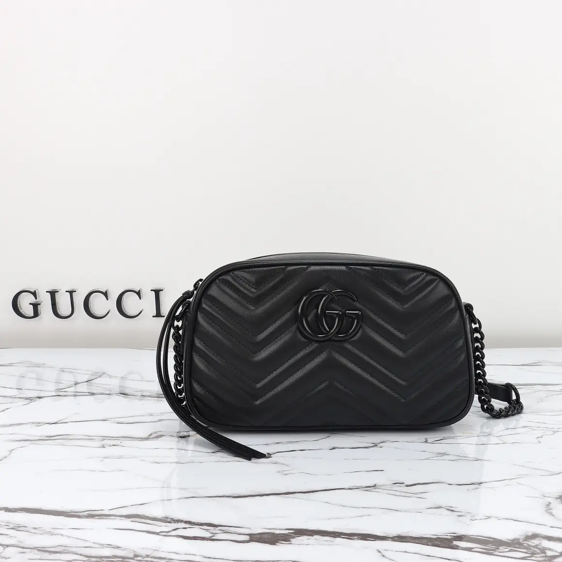 Gucci， Original leather, model number 447632, all black size